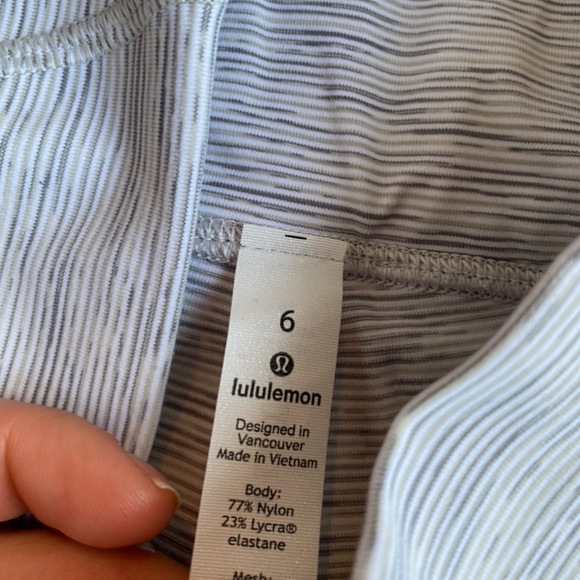 Lululemon - Picture 2 of 7
